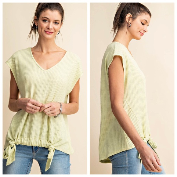 🅱️Last1️⃣Brooklyn Waffle Knit Top Lime Spring Top - Picture 2 of 8